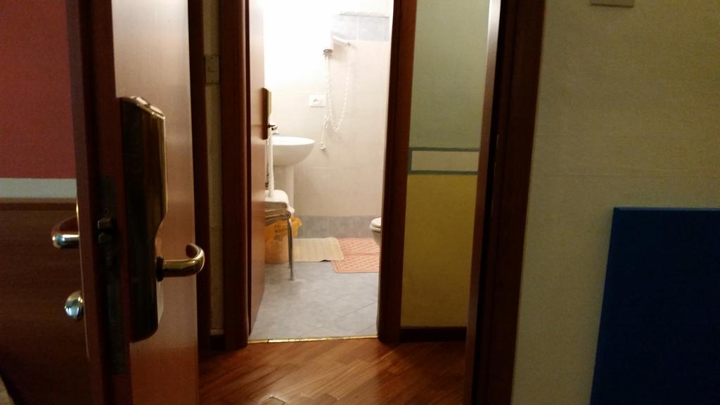 كامولّي Augusta Albergo B&B المظهر الخارجي الصورة