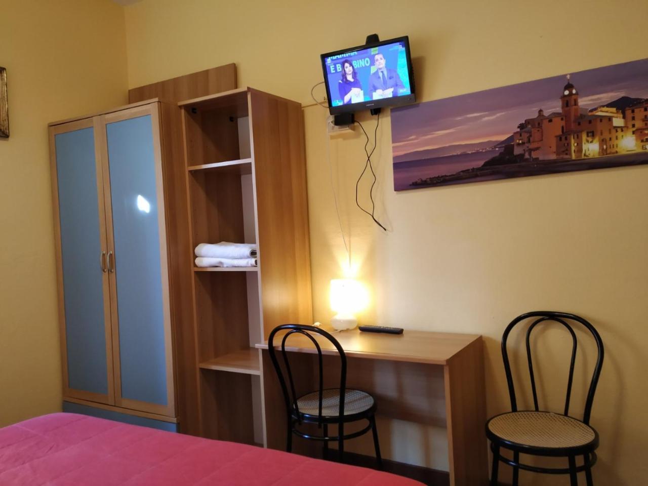 كامولّي Augusta Albergo B&B المظهر الخارجي الصورة